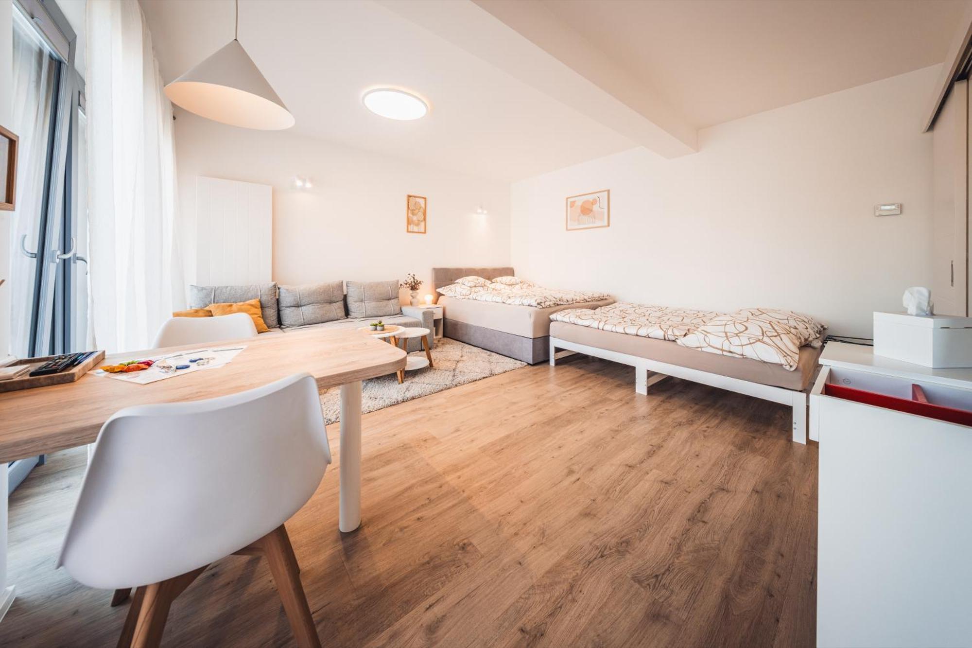 Rezidence Sadova Zlin Apartment Exterior foto